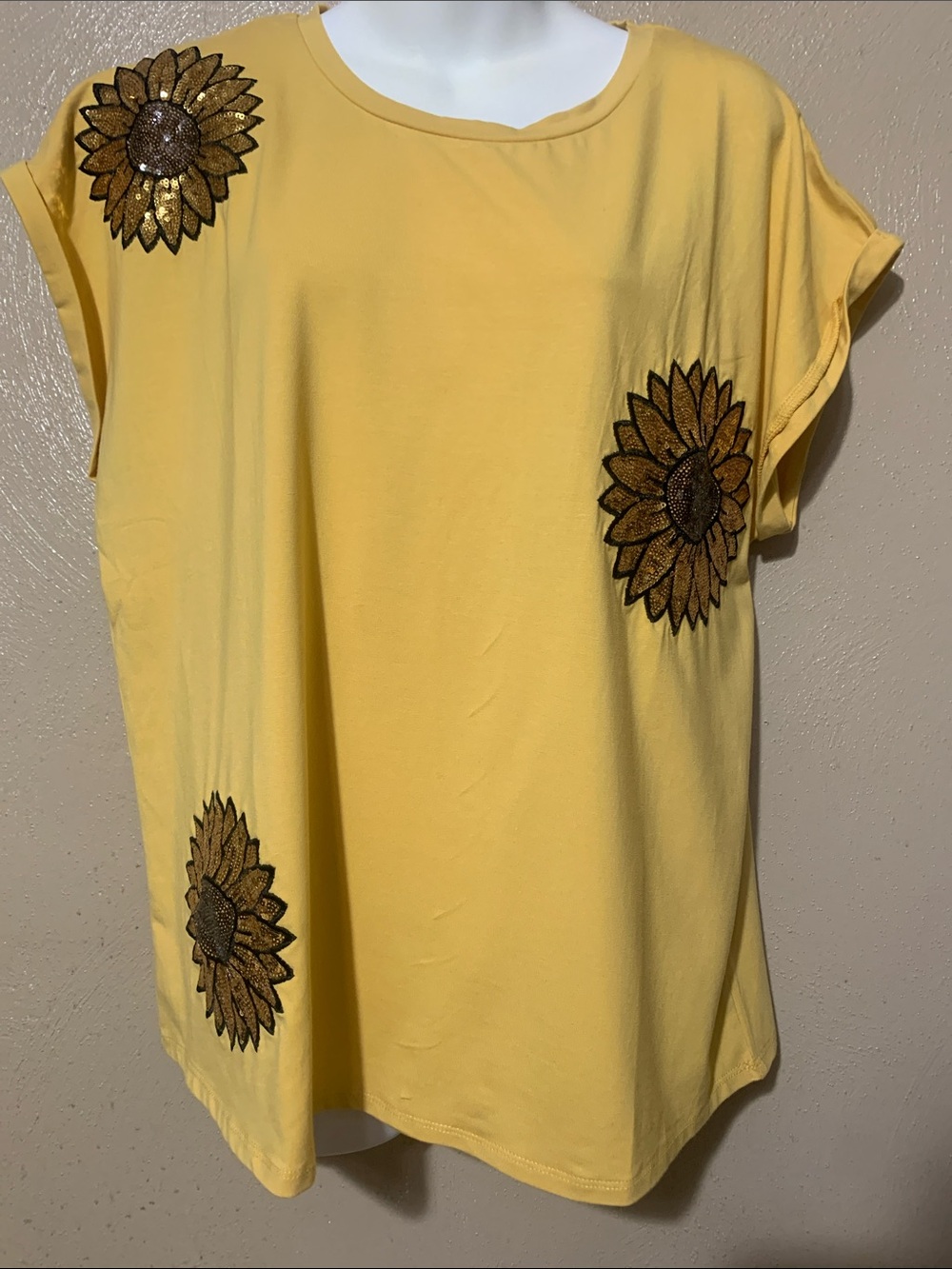 Mesh + Love  XL Sunflower Short Sleeve Tee - Yellow Brown Sequin NWT